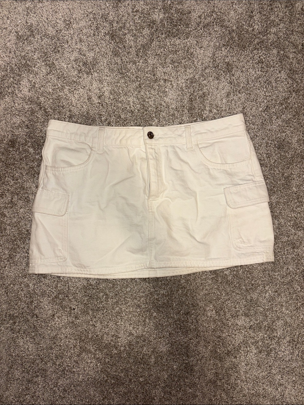 H&M White Cargo Mini Skirt with Belt Loops
